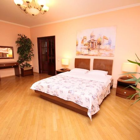 Inn Home Apartments - Livoberezhna Κίεβο Εξωτερικό φωτογραφία