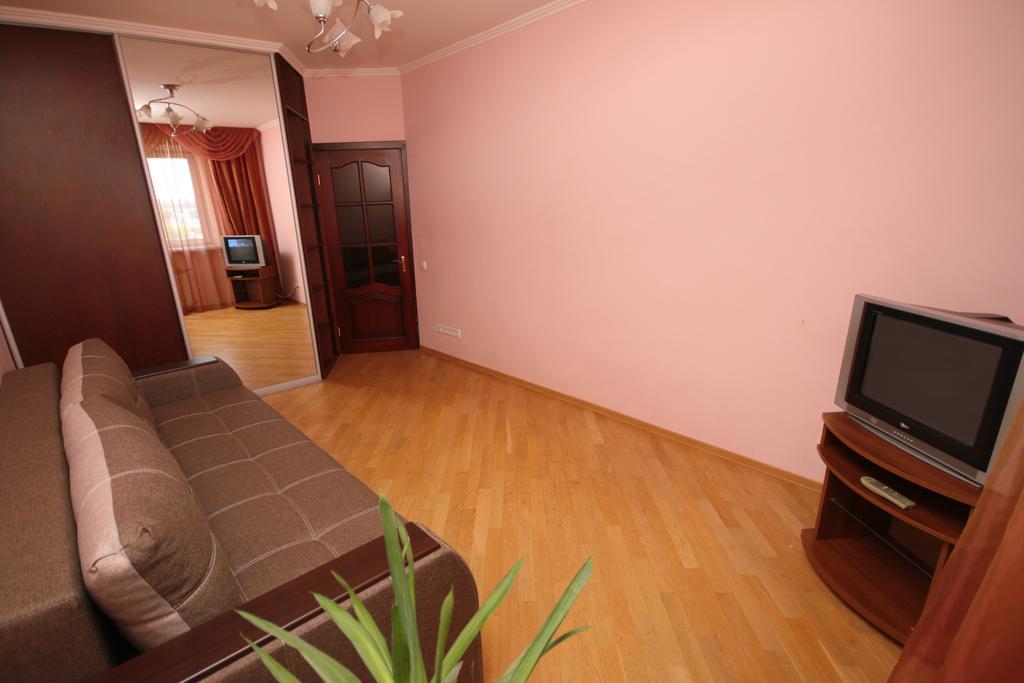 Inn Home Apartments - Livoberezhna Κίεβο Εξωτερικό φωτογραφία