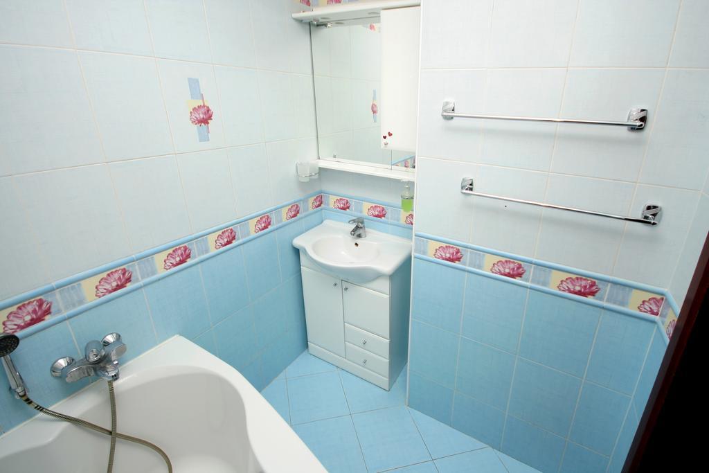 Inn Home Apartments - Livoberezhna Κίεβο Εξωτερικό φωτογραφία