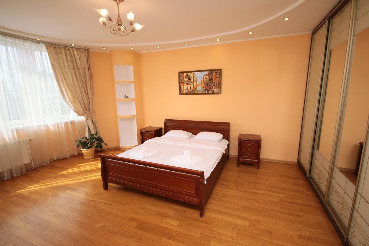 Inn Home Apartments - Livoberezhna Κίεβο Εξωτερικό φωτογραφία